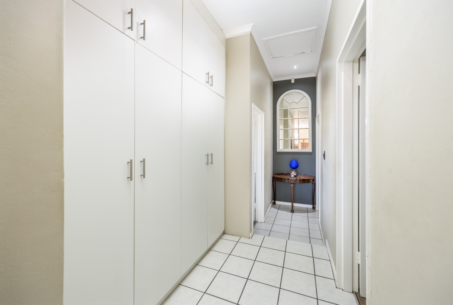 4 Bedroom Property for Sale in Rouxville Western Cape